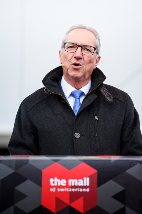 FDP Regierungsrat Luzern Robert Kueng spricht an der Eroeffnung der Mall Of Switzerland, fotografiert am Mittwoch, 8. November 2017 in Ebikon. (PPR/Manuel Lopez).