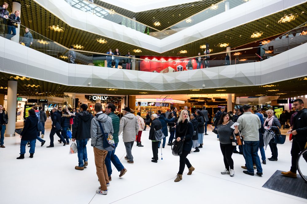 Impressionen von der Eroeffnung der Mall Of Switzerland, fotografiert am Mittwoch, 8. November 2017 in Ebikon. (PPR/Manuel Lopez).