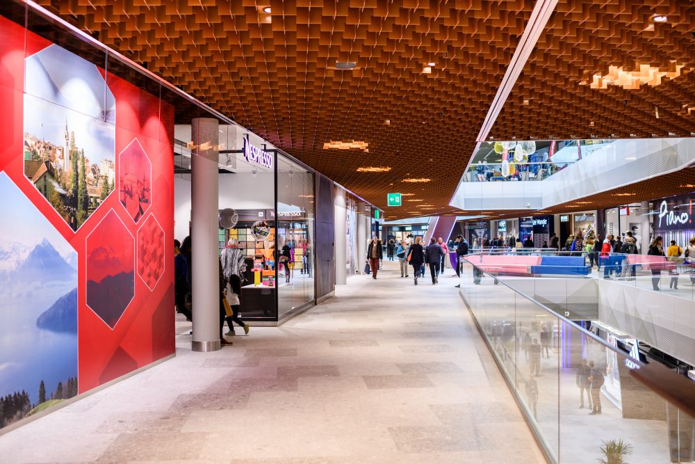 Impressionen von der Eroeffnung der Mall Of Switzerland, fotografiert am Mittwoch, 8. November 2017 in Ebikon. (PPR/Manuel Lopez).